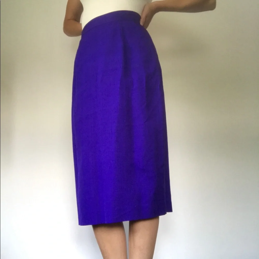 Vintage Silk Suit - Picture 2 of 6